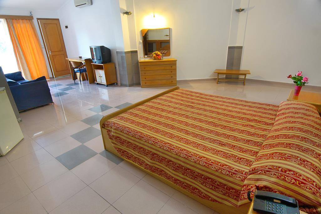 Ilyssion Hotel ラルドス 部屋 写真