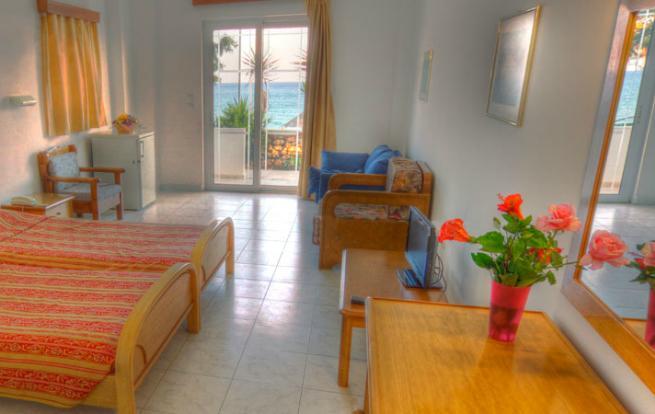 Ilyssion Hotel ラルドス 部屋 写真