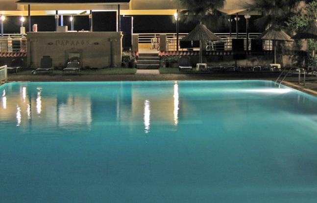 Ilyssion Hotel ラルドス エクステリア 写真
